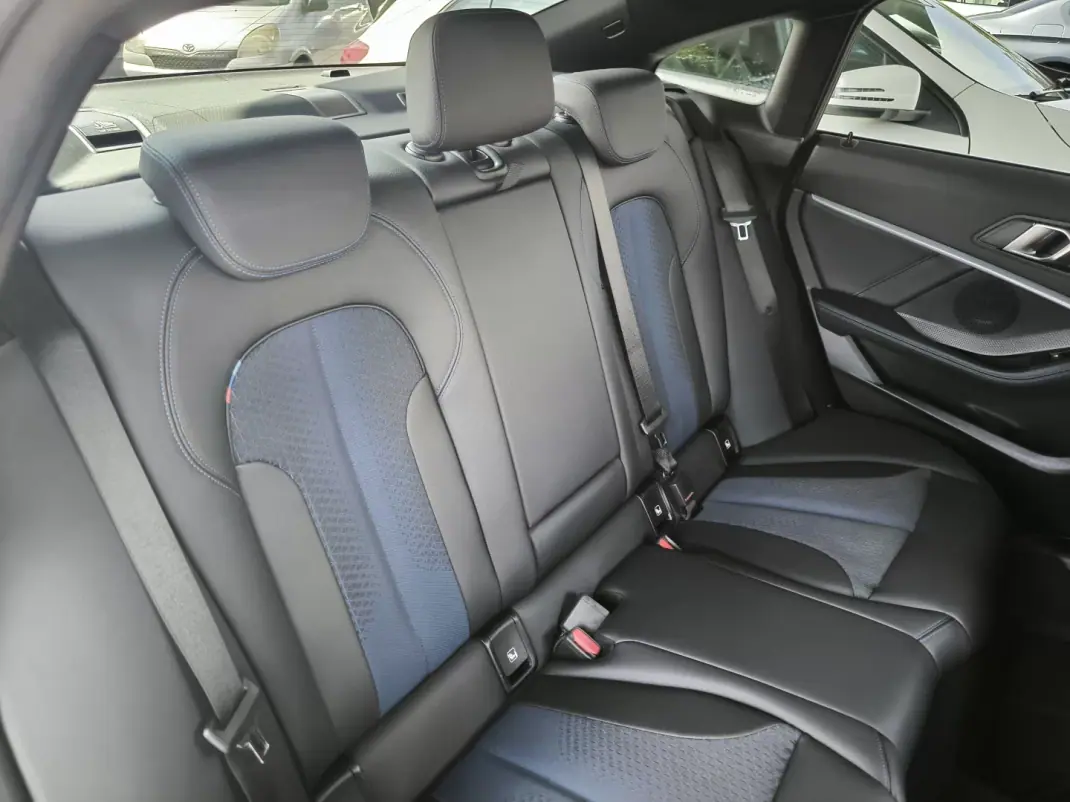 BMW 216 Gran Coupé 2021 - 25950 EUR, 88000 km - 88000km - foto 47 de 59