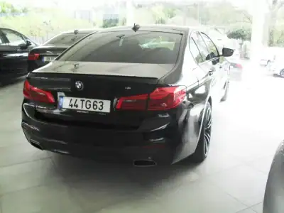 BMW 520 2017 - 26950 EUR, 80835 km - AUTO.MOTO.pt - 80835km - foto 37 de 38
