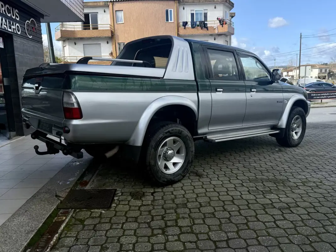 Mitsubishi L200 2002 - 13490 EUR, 214000 km - AUTO.MOTO.pt - 214000km - foto 6 de 11