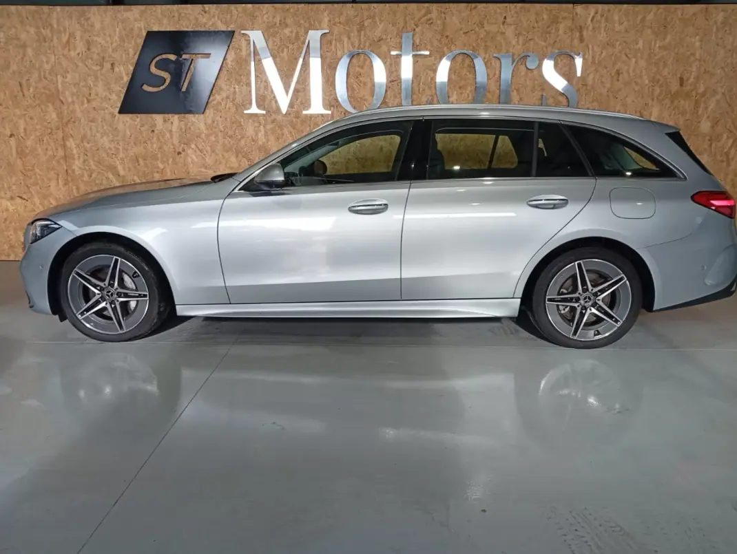 Mercedes-Benz C 300e 2024 - 59950 EUR, 26475 km - AUTO.MOTO.pt - 26475km - foto 3 de 15