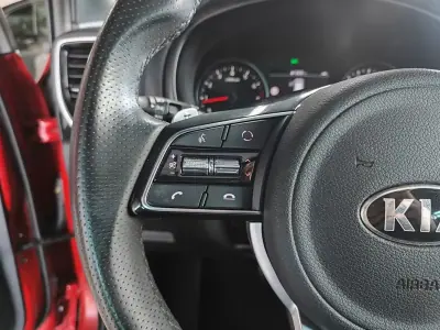 Kia Sportage 2021 - 19750 EUR, 67500 km - AUTO.MOTO.pt - 67500km - foto 26 de 36