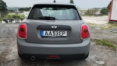 MINI 5 Portas 2016 - 8999 EUR, 224000 km - AUTO.MOTO.pt - 224000km - foto 6 de 32