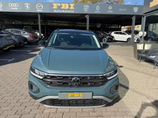 Volkswagen Amarok 2023 - 27900 EUR, 49000 km - AUTO.MOTO.pt - 49000km - foto 5 de 12