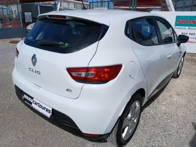 Renault Clio 2015 - 7750 EUR, 171706 km - 171706km - foto 10 de 26