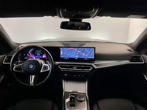 BMW 320 2024 — foto 3 de 46