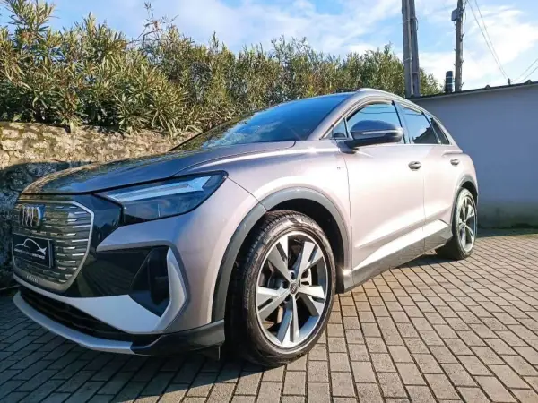 Audi Q4 e-tron 2023 - 36500 EUR, 36000 km - AUTO.MOTO.pt - 36000km - foto 3 de 18
