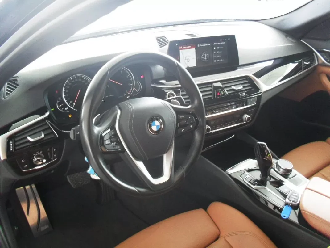 BMW 520 2017 - 26950 EUR, 80835 km - 80835km - foto 21 de 38