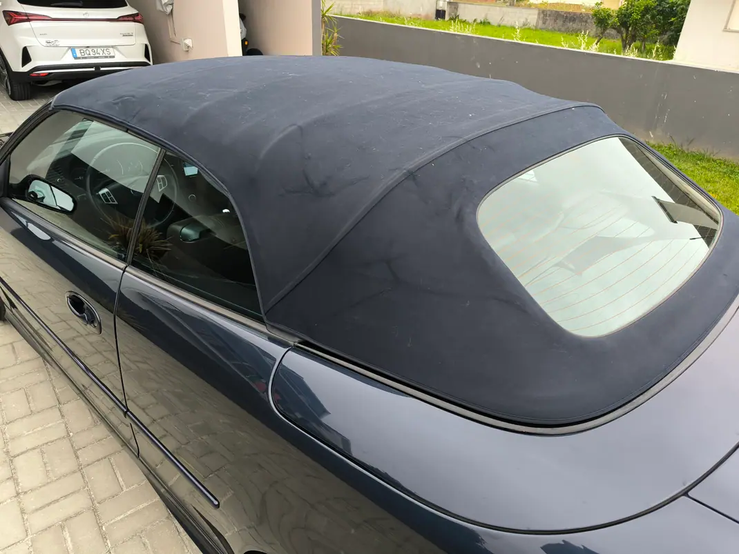 Saab 9-3 Cabriolet 2008 - 14000 EUR, 260700 km - AUTO.MOTO.pt - 260700km - foto 13 de 14