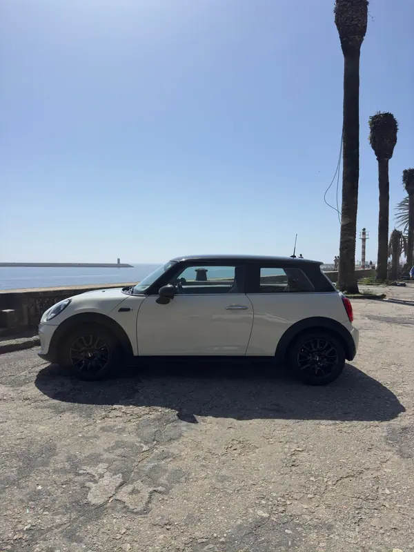 MINI One 2015 — photo 3 of 12