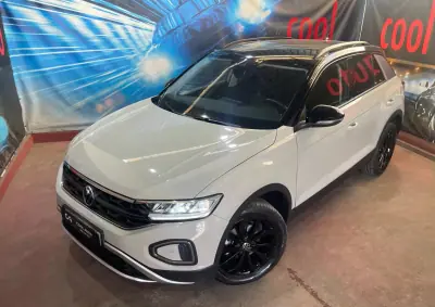 Volkswagen T-Roc 2024 - 21999 EUR, 12000 km - AUTO.MOTO.pt - 12000km - foto 6 de 50