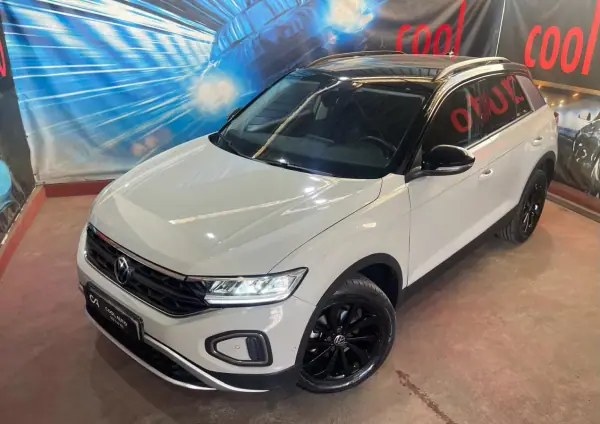 Volkswagen T-Roc 2024 - 21999 EUR, 12000 km - AUTO.MOTO.pt - 12000km - foto 6 de 50