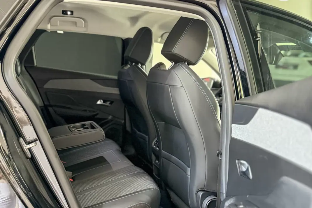 Peugeot 308 SW 2022 - 21500 EUR, 117060 km - AUTO.MOTO.pt - 117060km - foto 12 de 23