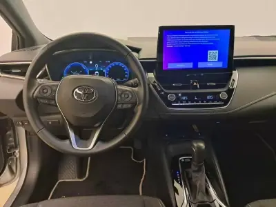 Toyota Corolla Touring Sports 2023 - 26750 EUR, 28050 km - AUTO.MOTO.pt - 28050km - foto 6 de 10