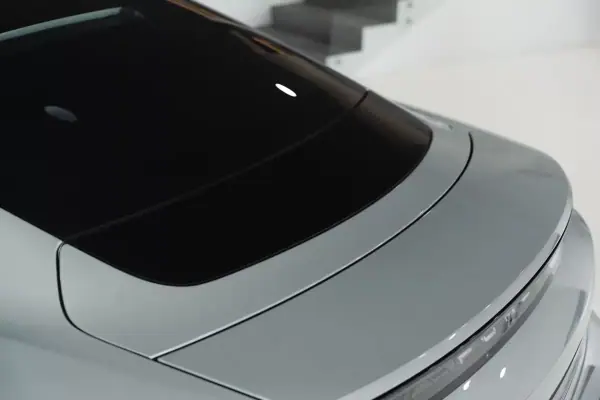 Porsche Taycan 2020 - 64950 EUR, 55941 km - AUTO.MOTO.pt - 55941km - foto 17 de 52