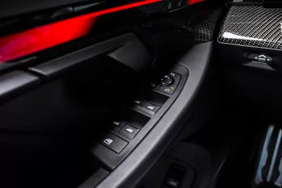 BMW i5 2023 - 74990 EUR, 17145 km - AUTO.MOTO.pt - 17145km - foto 26 de 60