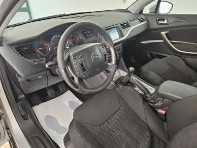 Citroën C5 Break 2013 - 7500 EUR, 228842 km - AUTO.MOTO.pt - 228842km - foto 5 de 17