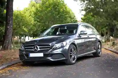 Mercedes-Benz C 220 2014 - 11750 EUR, 324000 km - 324000km - foto 14 de 15