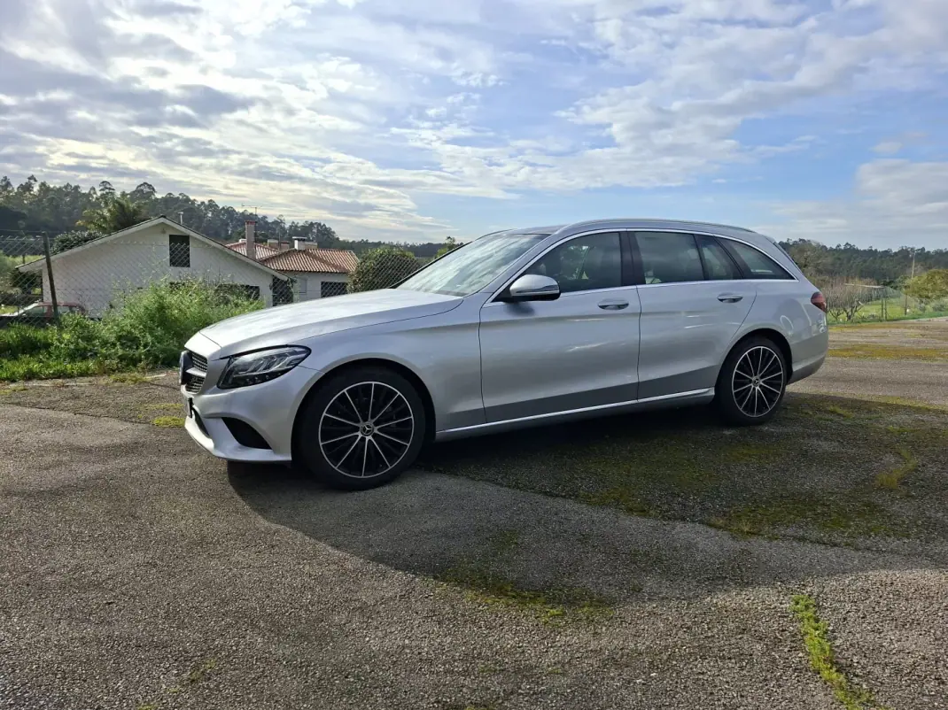 Mercedes-Benz C 200 2019 - 24250 EUR, 95512 km - AUTO.MOTO.pt - 95512km - foto 5 de 27