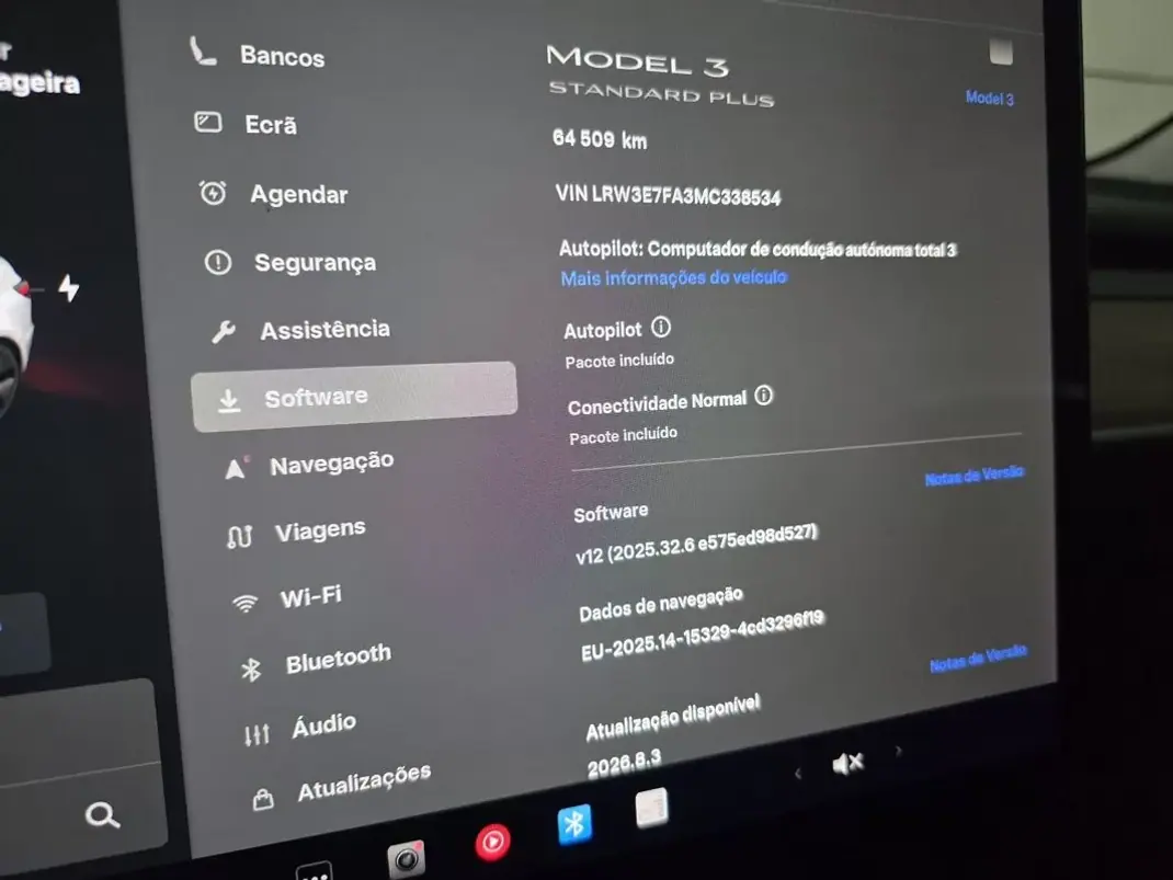 Tesla Model 3 2021 - 25950 EUR, 64509 km - AUTO.MOTO.pt - 64509km - foto 24 de 50