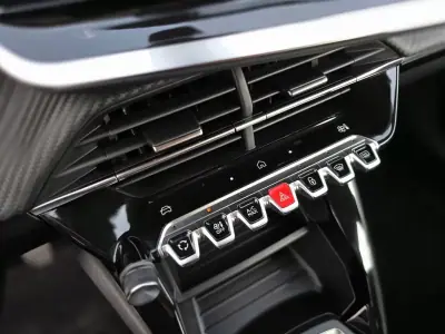 Peugeot 2008 2024 - 18500 EUR, 10965 km - AUTO.MOTO.pt - 10965km - foto 22 de 34