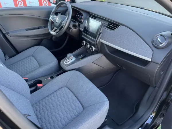 Renault Zoe 2021 - 18490 EUR, 34075 km - AUTO.MOTO.pt - 34075km - foto 13 de 21