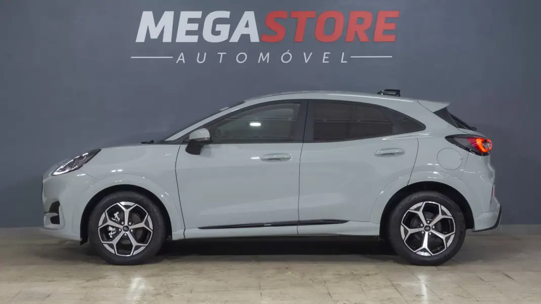 Ford Puma 2026 - 24450 EUR, 37 km - AUTO.MOTO.pt - 37km - foto 4 de 35