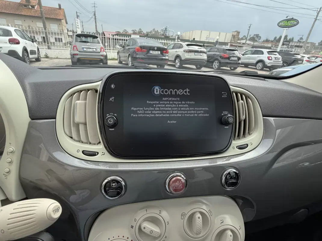 Fiat 500 2020 - 13650 EUR, 81794 km - AUTO.MOTO.pt - 81794km - foto 9 de 15