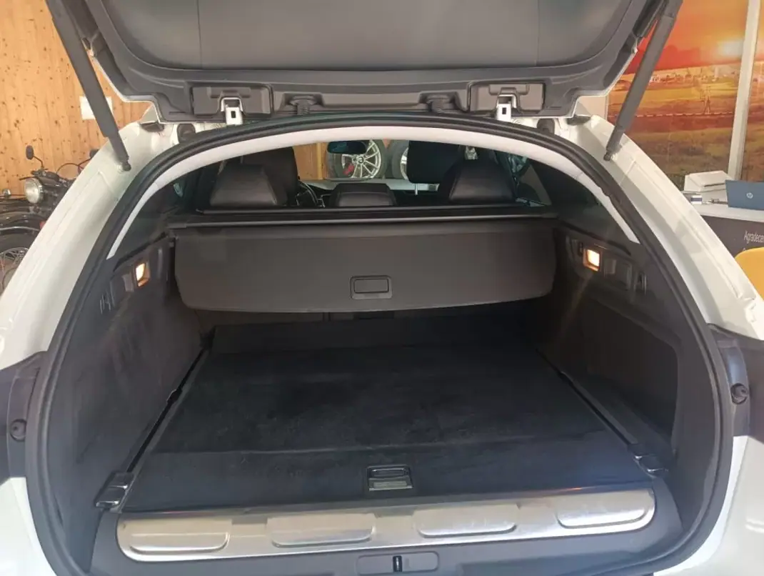 Peugeot 508 RXH 2012 - 13900 EUR, 195000 km - AUTO.MOTO.pt - 195000km - foto 5 de 18