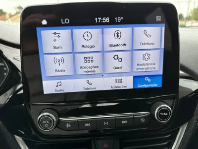 Ford Fiesta 2022 - 12900 EUR, 120000 km - AUTO.MOTO.pt - 120000km - foto 39 de 57