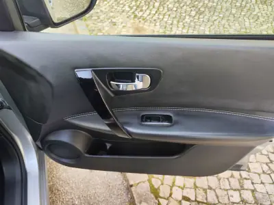 Nissan Qashqai 2013 - 9980 EUR, 197150 km - AUTO.MOTO.pt - 197150km - foto 15 de 40