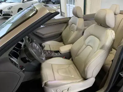 Audi A5 Cabrio 2011 - 16750 EUR, 270761 km - AUTO.MOTO.pt - 270761km - foto 19 de 28