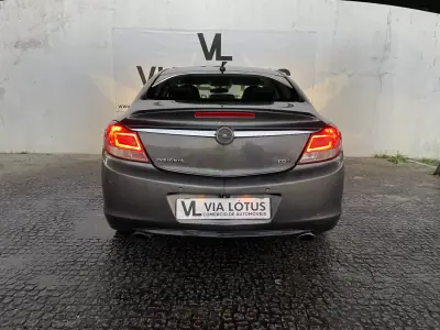 Opel Insignia 2013 - 8500 EUR, 275804 km - AUTO.MOTO.pt - 275804km - foto 4 de 14