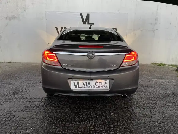 Opel Insignia 2013 - 8500 EUR, 275804 km - AUTO.MOTO.pt - 275804km - foto 4 de 14