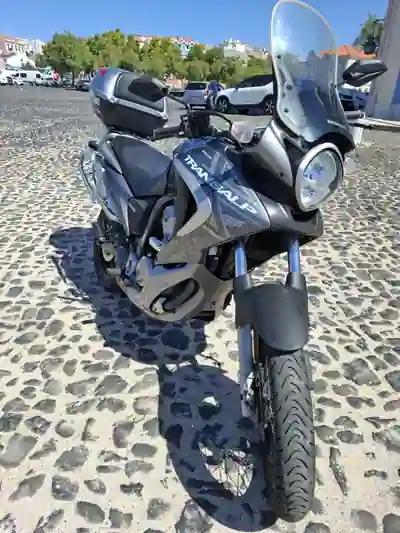 Honda Transalp Base 2008 - 4850 EUR, 47000 km - 47000km - foto 3 de 8