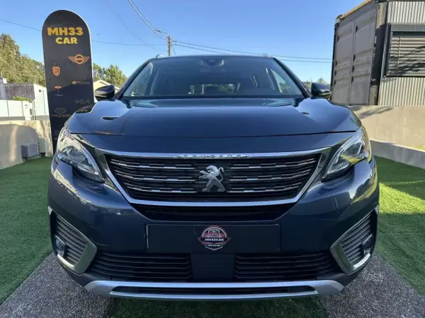 Peugeot 5008 2018 - 14900 EUR, 220000 km - AUTO.MOTO.pt - 220000km - foto 8 de 60
