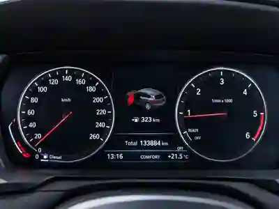 BMW 116 2020 - 16000 EUR, 133000 km - 133000km - foto 6 de 6