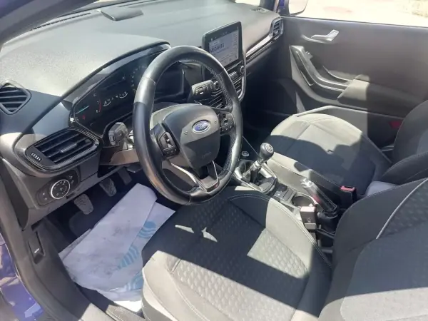 Ford Fiesta 2017 - 13000 EUR, 94020 km - AUTO.MOTO.pt - 94020km - foto 13 de 18