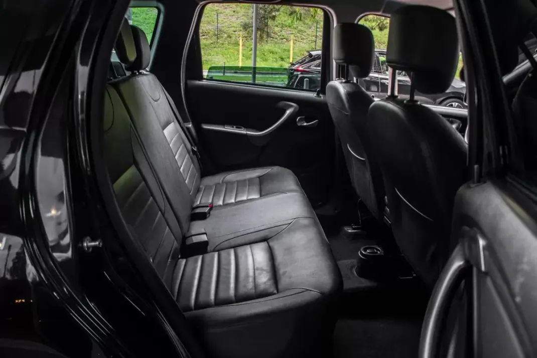 Dacia Duster 2014 - 10490 EUR, 134765 km - AUTO.MOTO.pt - 134765km - foto 27 de 36