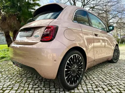 Fiat 500 3 + 1 2023 - 21990 EUR, 11350 km - AUTO.MOTO.pt - 11350km - foto 28 de 43