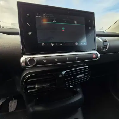 Citroën C4 Cactus 2019 - 10750 EUR, 87750 km - AUTO.MOTO.pt - 87750km - foto 15 de 18