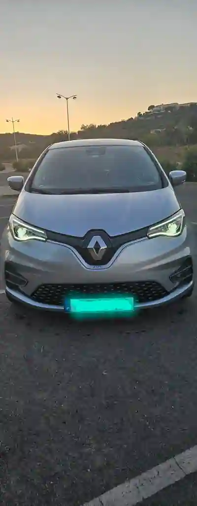 Renault Zoe 2020 - 16500 EUR, 85000 km - 85000km - foto 1 de 12