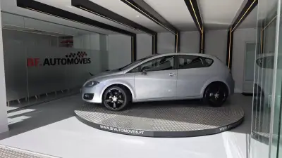 SEAT Leon 2011 - 8900 EUR, 188295 km - AUTO.MOTO.pt - 188295km - foto 15 de 52