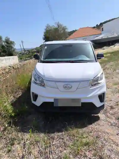 Maxus eDeliver 3 2021 — foto 2 de 5