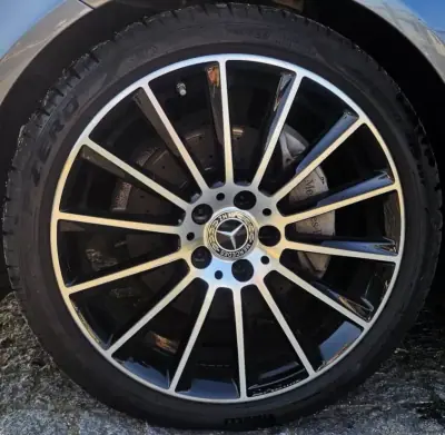 Mercedes-Benz C 220 2017 - 26500 EUR, 126000 km - AUTO.MOTO.pt - 126000km - foto 9 de 32