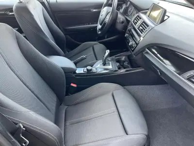 BMW 116 2017 - 15900 EUR, 153200 km - AUTO.MOTO.pt - 153200km - foto 12 de 14