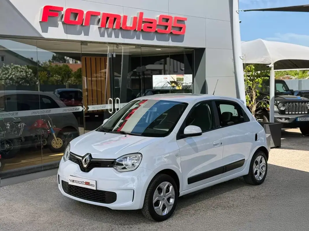 Renault Twingo 2021 - 13900 EUR, 48785 km - AUTO.MOTO.pt - 48785km - foto 4 de 22