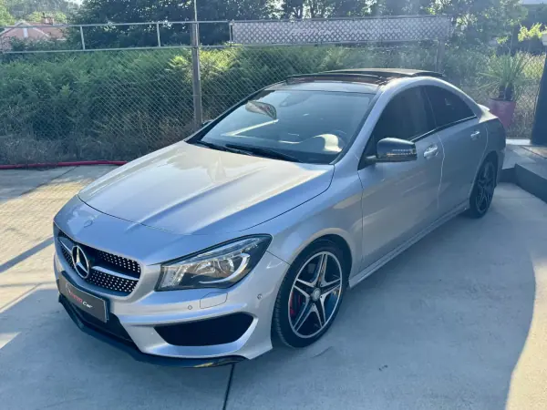 Mercedes-Benz CLA 220 2014 - 19999 EUR, 175000 km - AUTO.MOTO.pt - 175000km - foto 13 de 23