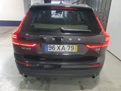 Volvo XC 60 2019 - 23750 EUR, 189121 km - AUTO.MOTO.pt - 189121km - foto 4 de 9