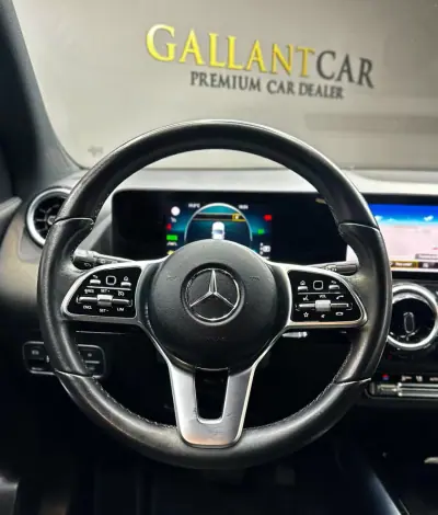 Mercedes-Benz GLA 250 2022 - 34000 EUR, 107000 km - AUTO.MOTO.pt - 107000km - foto 13 de 28