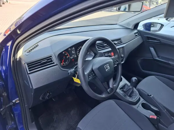 SEAT Ibiza 2018 - 11350 EUR, 103500 km - AUTO.MOTO.pt - 103500km - foto 29 de 30